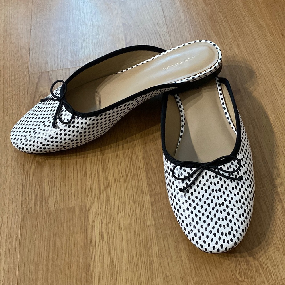 NIB Ann Taylor Maxine Snake Ballet Flat Slide Shoe Sz 7